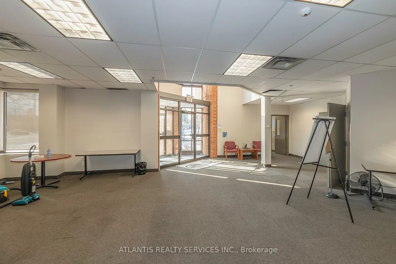 1329, Cardiff, Northeast, Mississauga