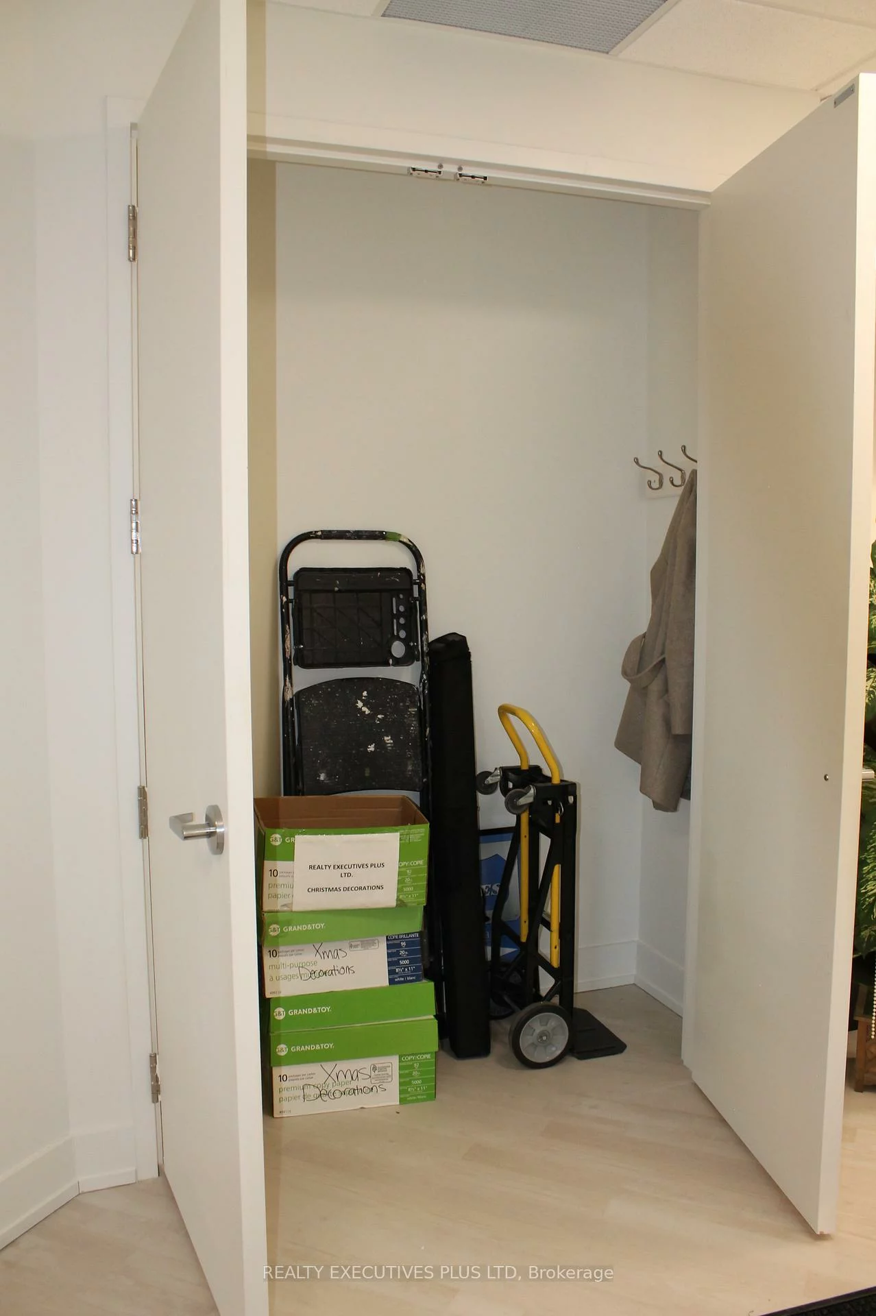 5700, Cancross, Gateway, Mississauga