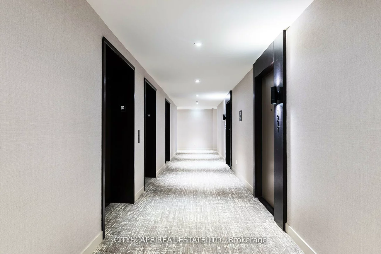 4023, The Exchange, City Centre, Mississauga