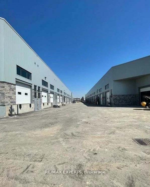 5266, Solar, Airport Corporate, Mississauga