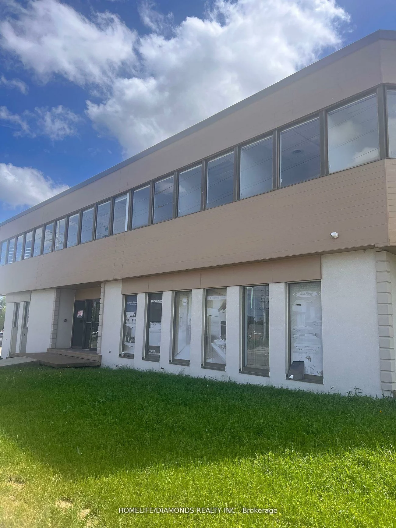 1830, Dundas, Dixie, Mississauga