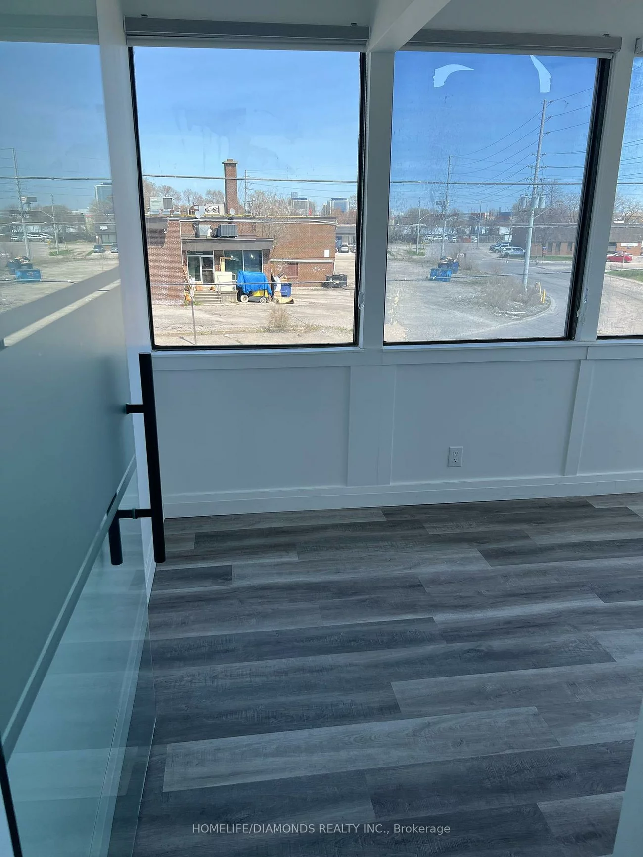 1830, Dundas, Dixie, Mississauga