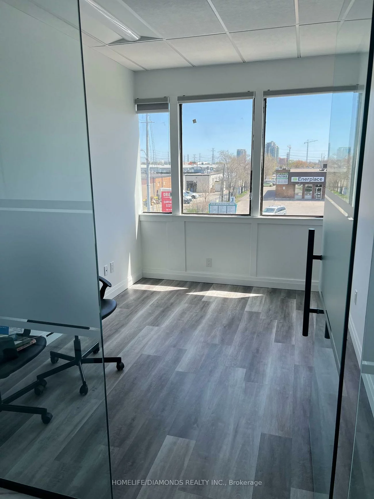 1830, Dundas, Dixie, Mississauga