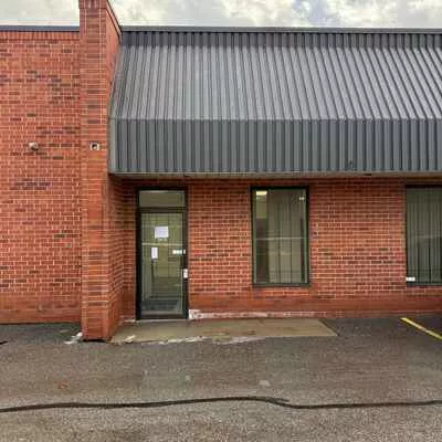 215, Traders, Gateway, Mississauga