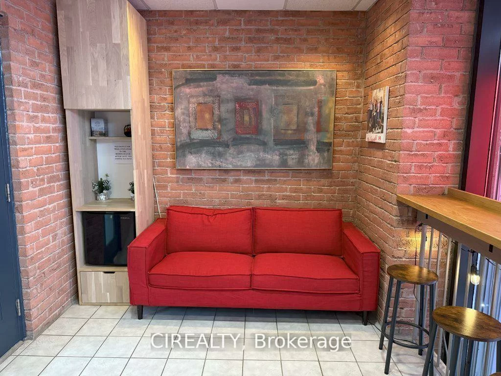 230, Watline, Gateway, Mississauga