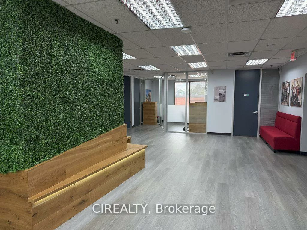 230, Watline, Gateway, Mississauga