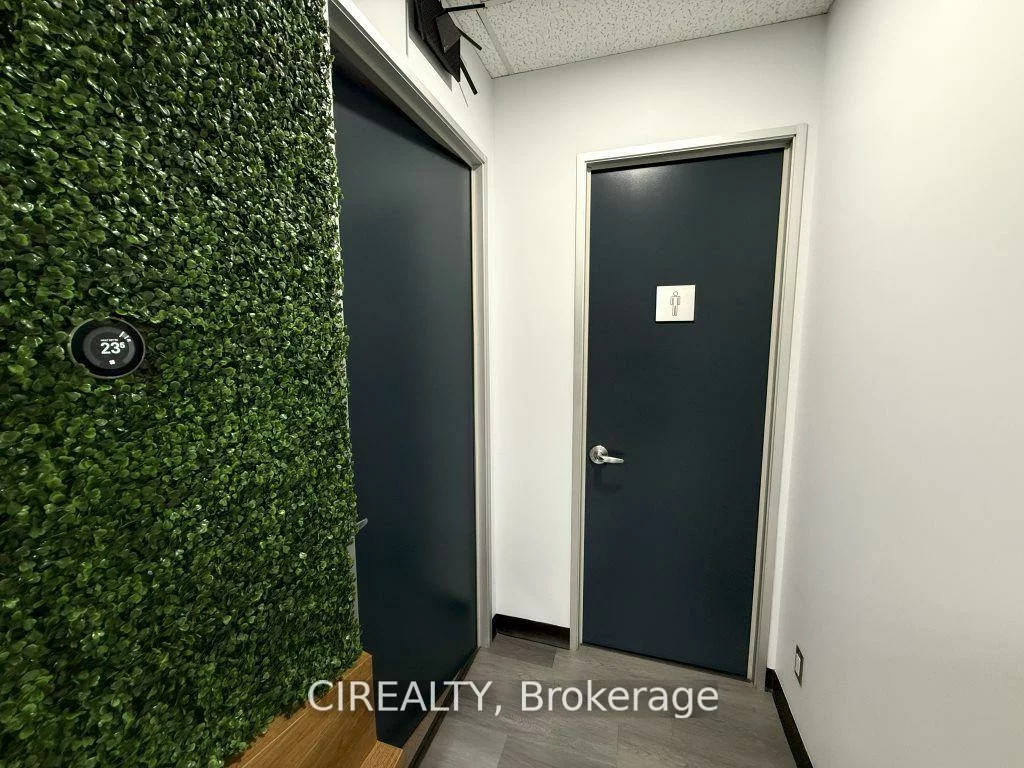 230, Watline, Gateway, Mississauga