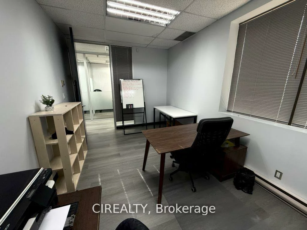 230, Watline, Gateway, Mississauga