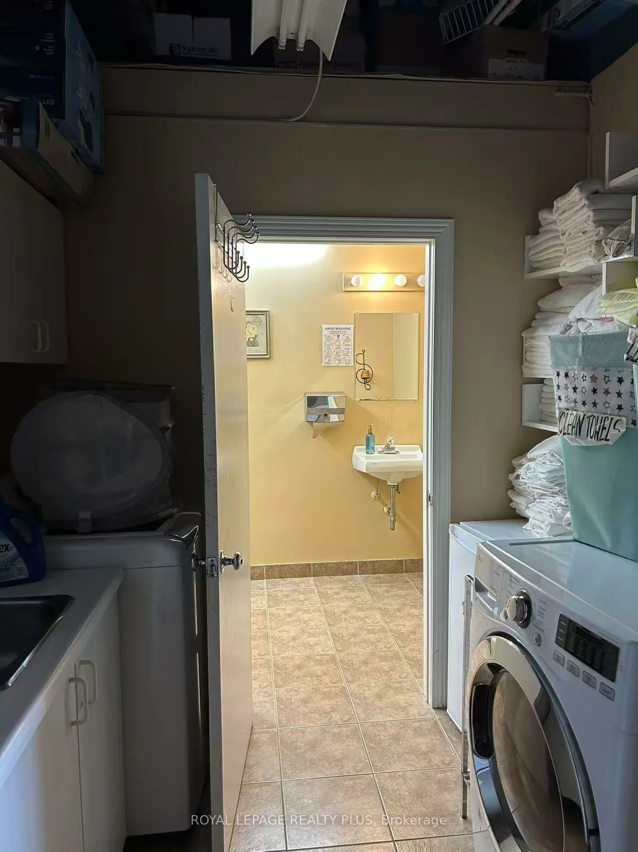 3065, Ridgeway, Western Business Park, Mississauga