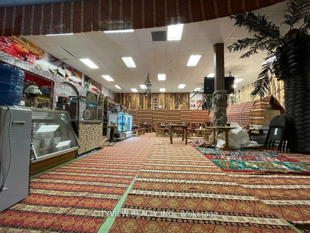 1151, Dundas, Erindale, Mississauga