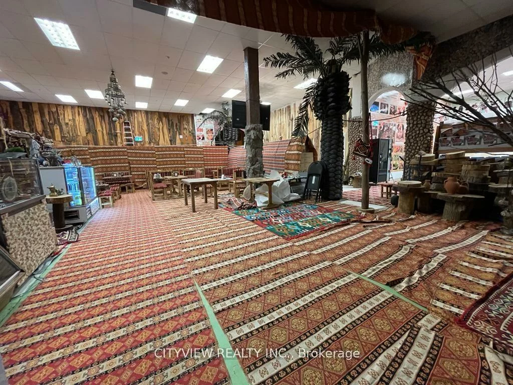 1151, Dundas, Erindale, Mississauga