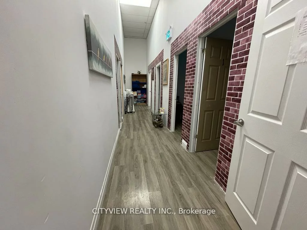 1151, Dundas, Erindale, Mississauga