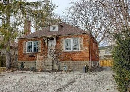 324, Lakeshore, Port Credit, Mississauga