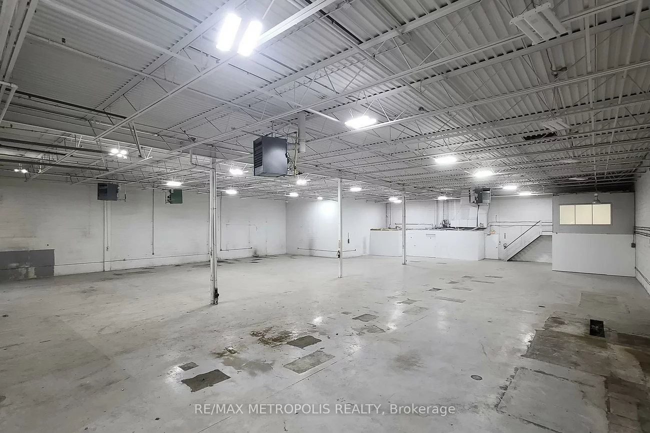 3185, Unity, Western Business Park, Mississauga