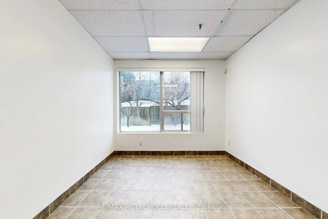 3185, Unity, Western Business Park, Mississauga