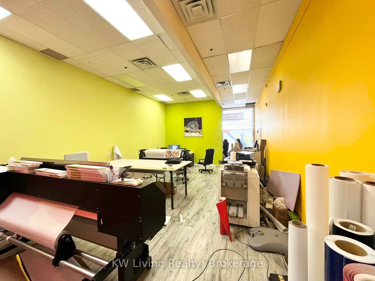 1065, Canadian, Northeast, Mississauga