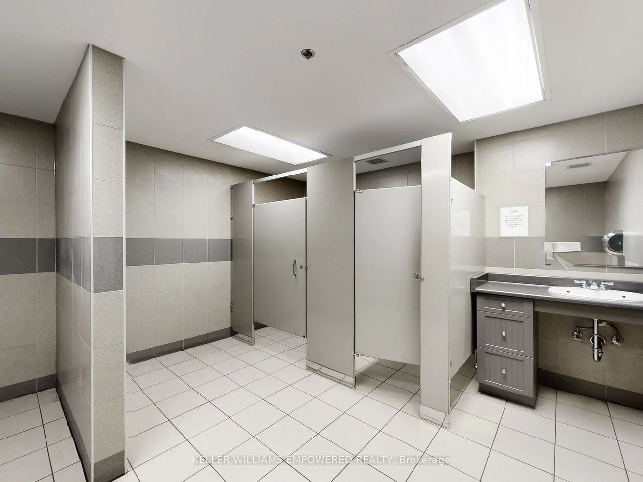 1060B, Lorimar, Northeast, Mississauga