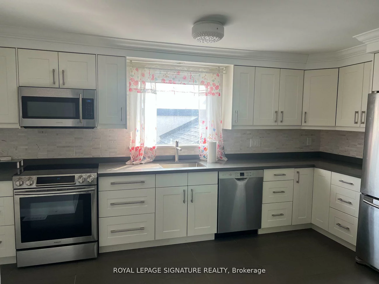 158, Church, Streetsville, Mississauga