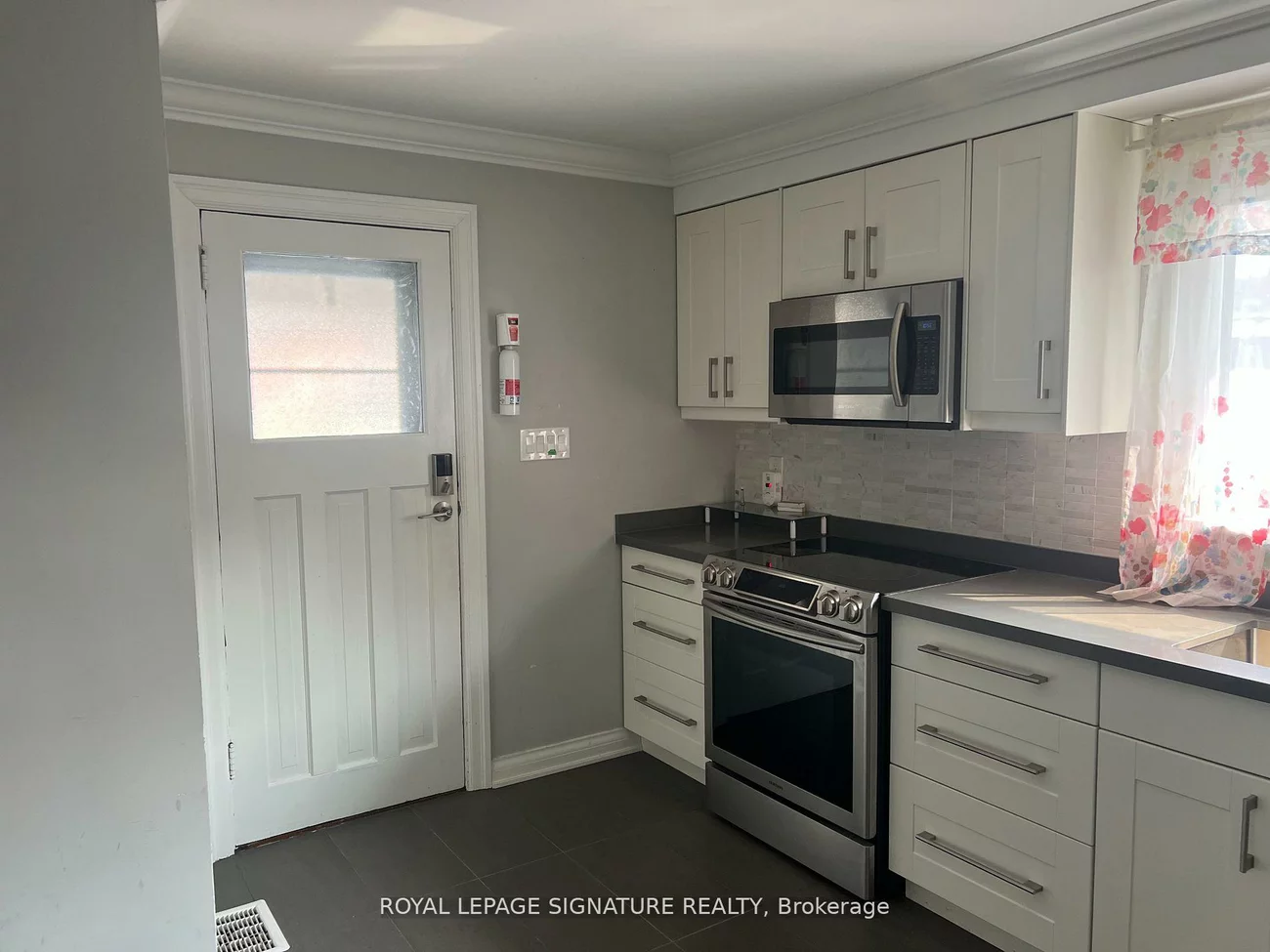 158, Church, Streetsville, Mississauga