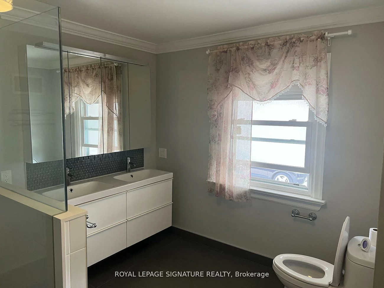 158, Church, Streetsville, Mississauga