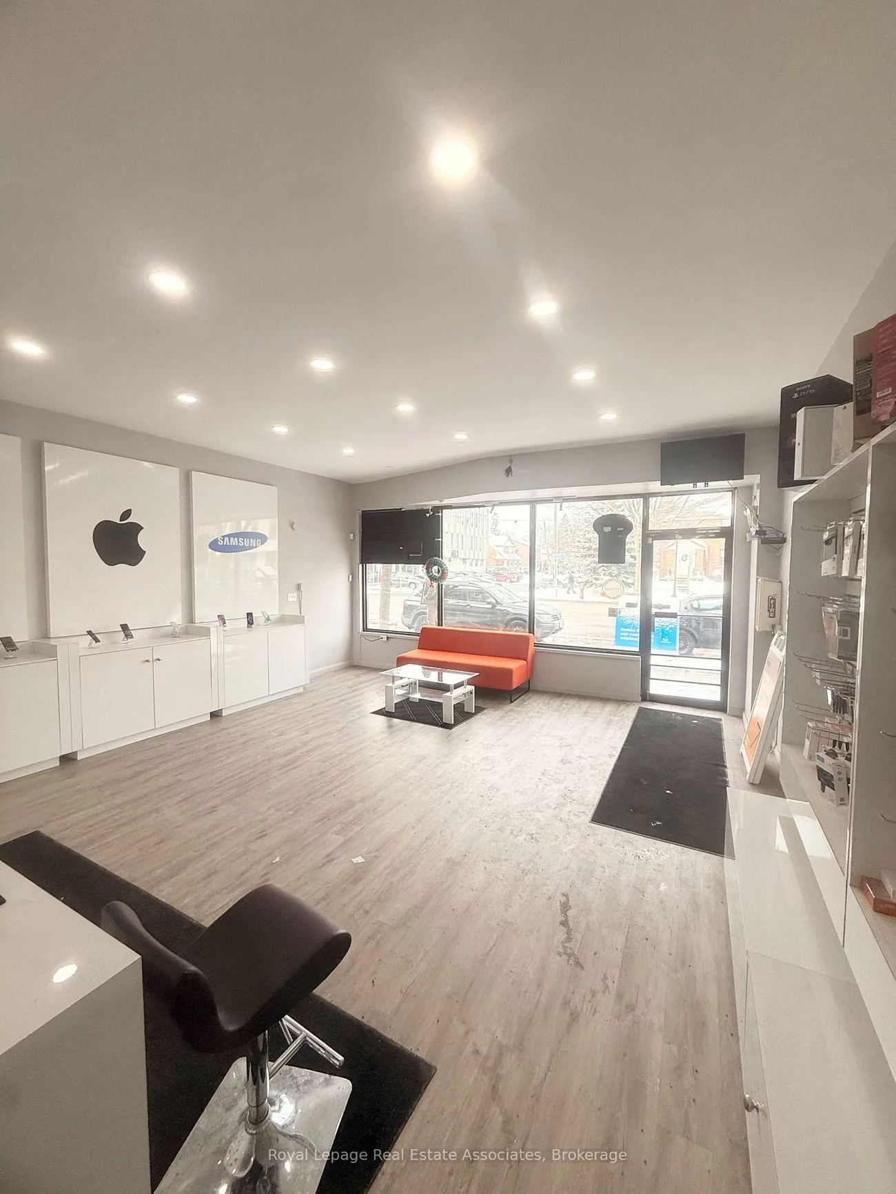 237, Lakeshore, Port Credit, Mississauga