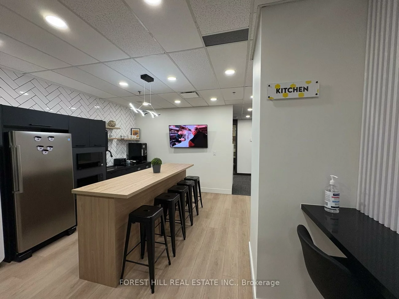 350, Burnhamthorpe, City Centre, Mississauga