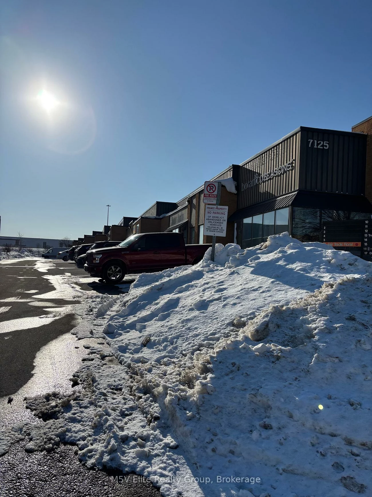 7125, Pacific, Northeast, Mississauga