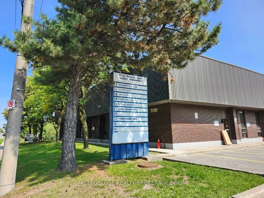 1110, Kamato, Northeast, Mississauga