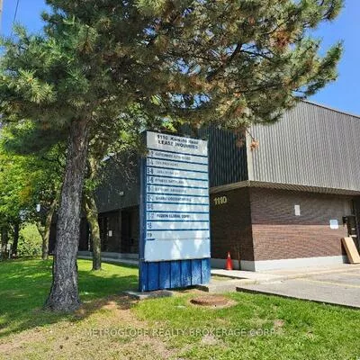1110, Kamato, Northeast, Mississauga
