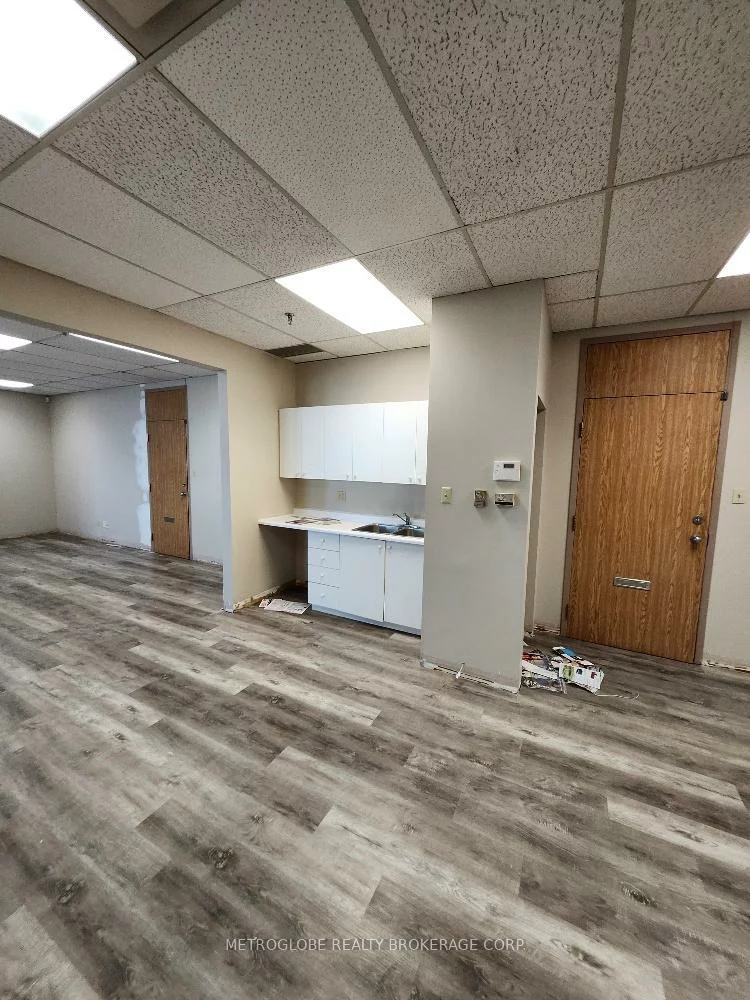 5511, Tomken, Northeast, Mississauga