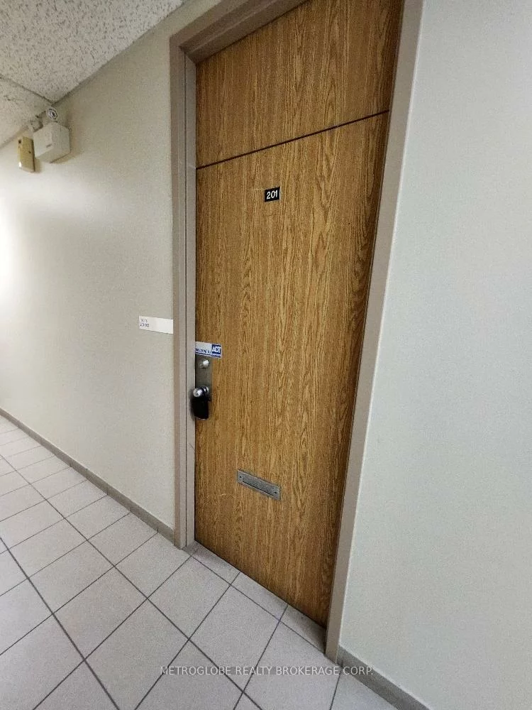 5511, Tomken, Northeast, Mississauga