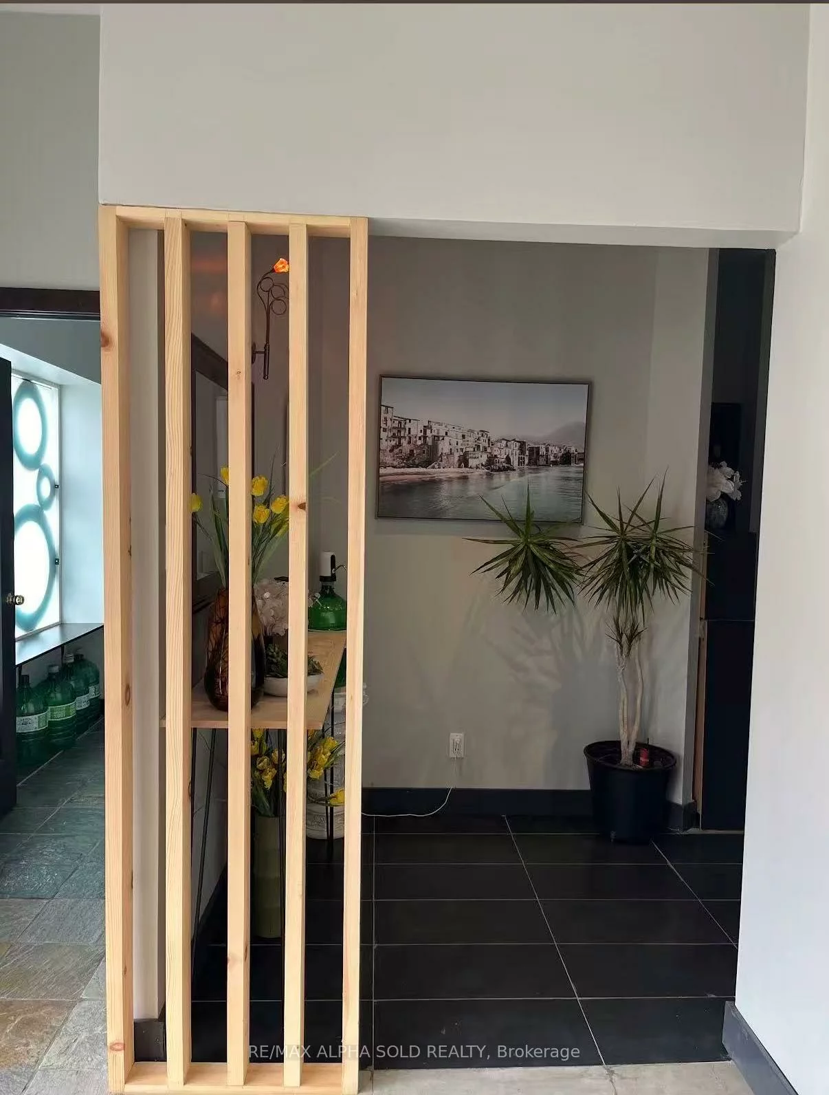 888, Dundas, Dixie, Mississauga