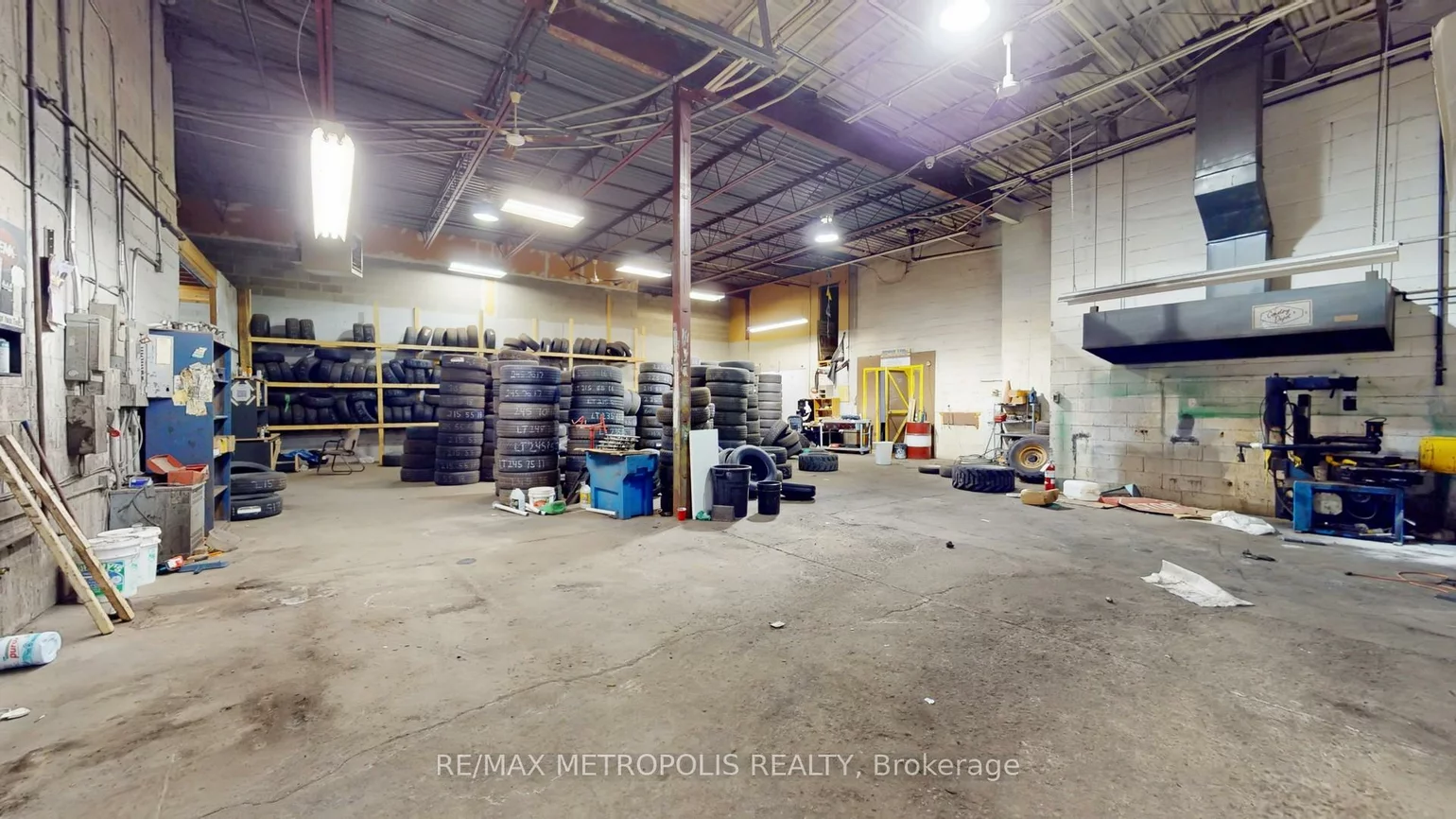 7195, Torbram, Northeast, Mississauga