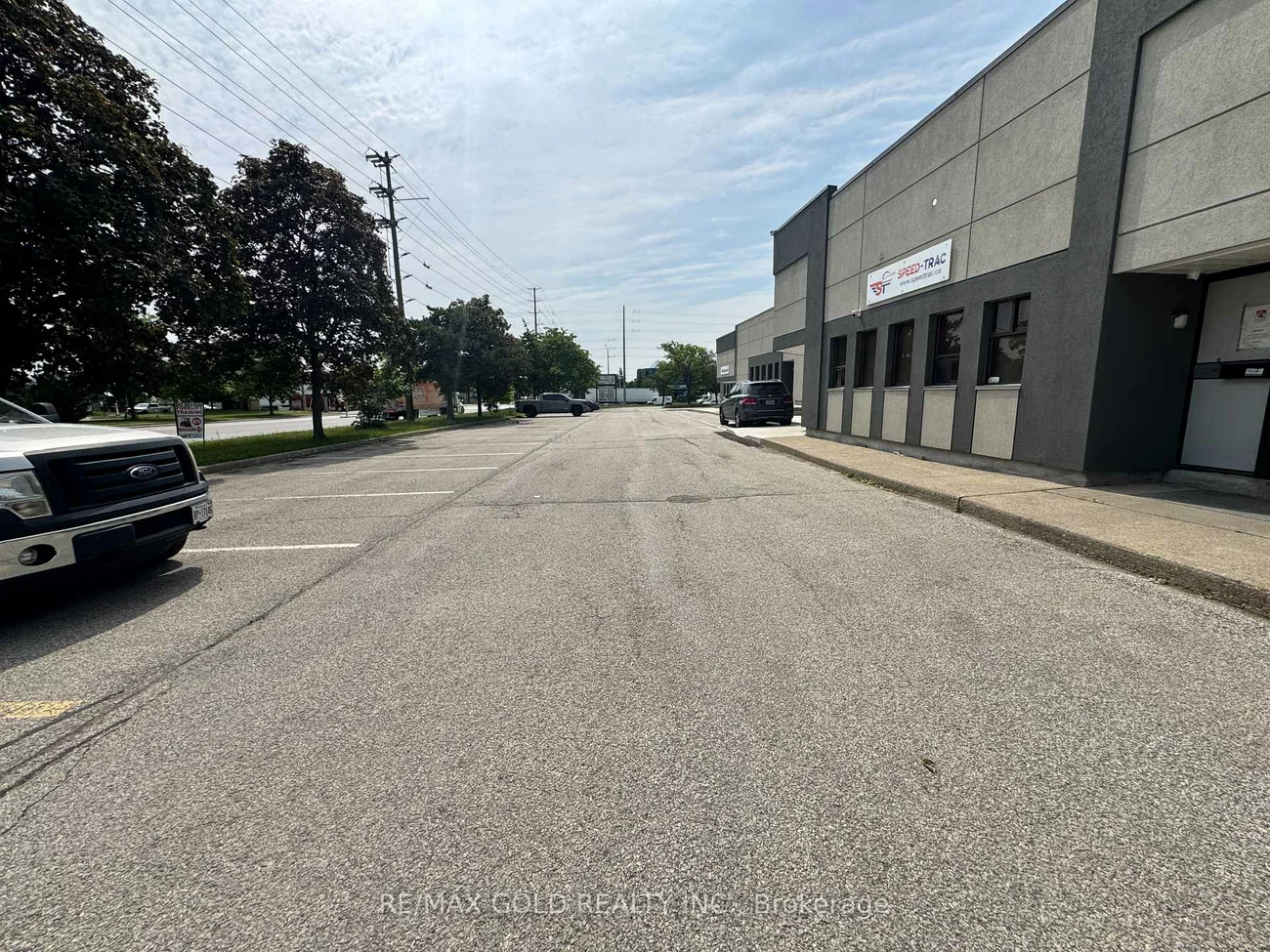 1935, Drew, Northeast, Mississauga