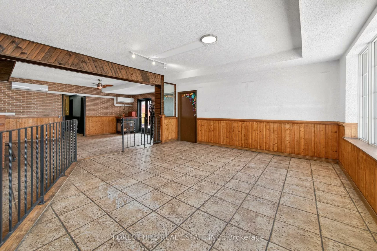 277, Queen, Streetsville, Mississauga