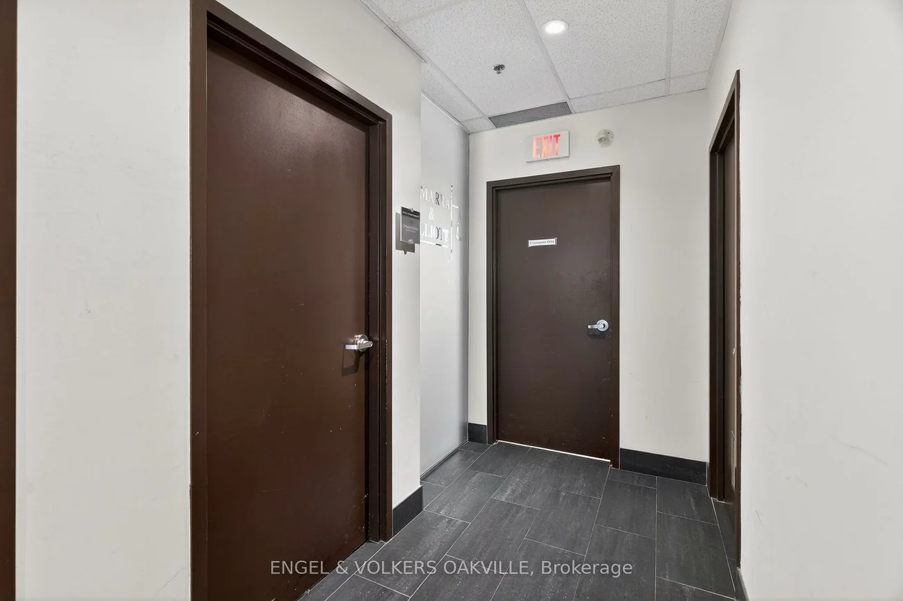 125, Lakeshore, Port Credit, Mississauga