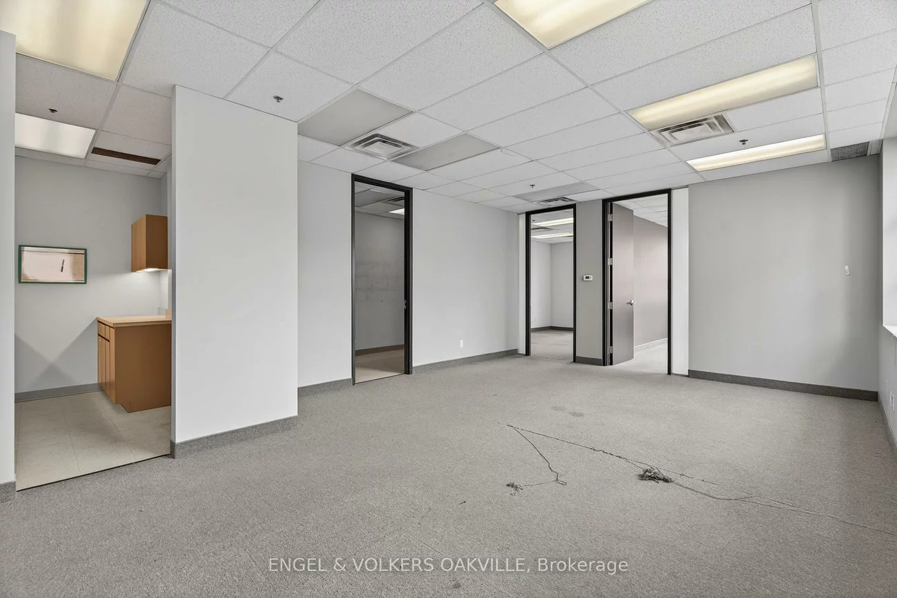 125, Lakeshore, Port Credit, Mississauga