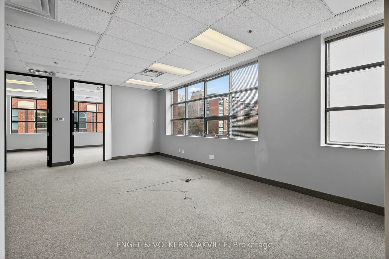 125, Lakeshore, Port Credit, Mississauga