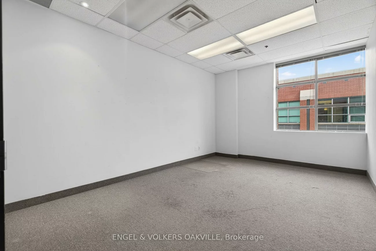 125, Lakeshore, Port Credit, Mississauga