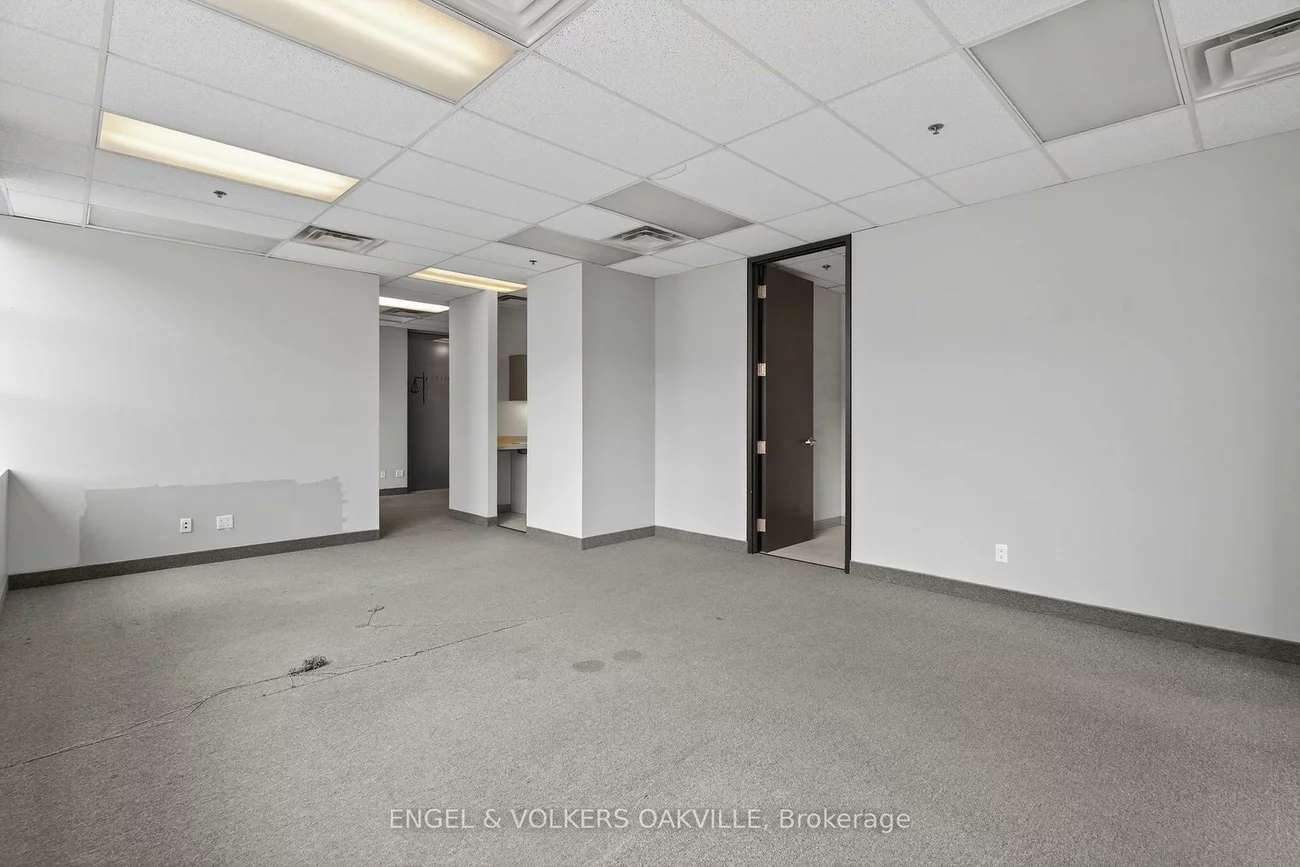 125, Lakeshore, Port Credit, Mississauga