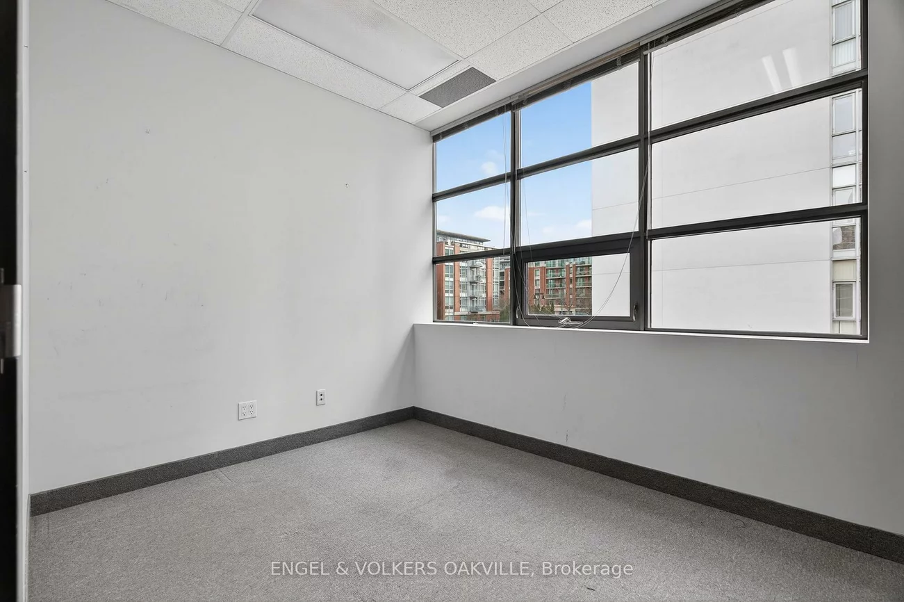 125, Lakeshore, Port Credit, Mississauga