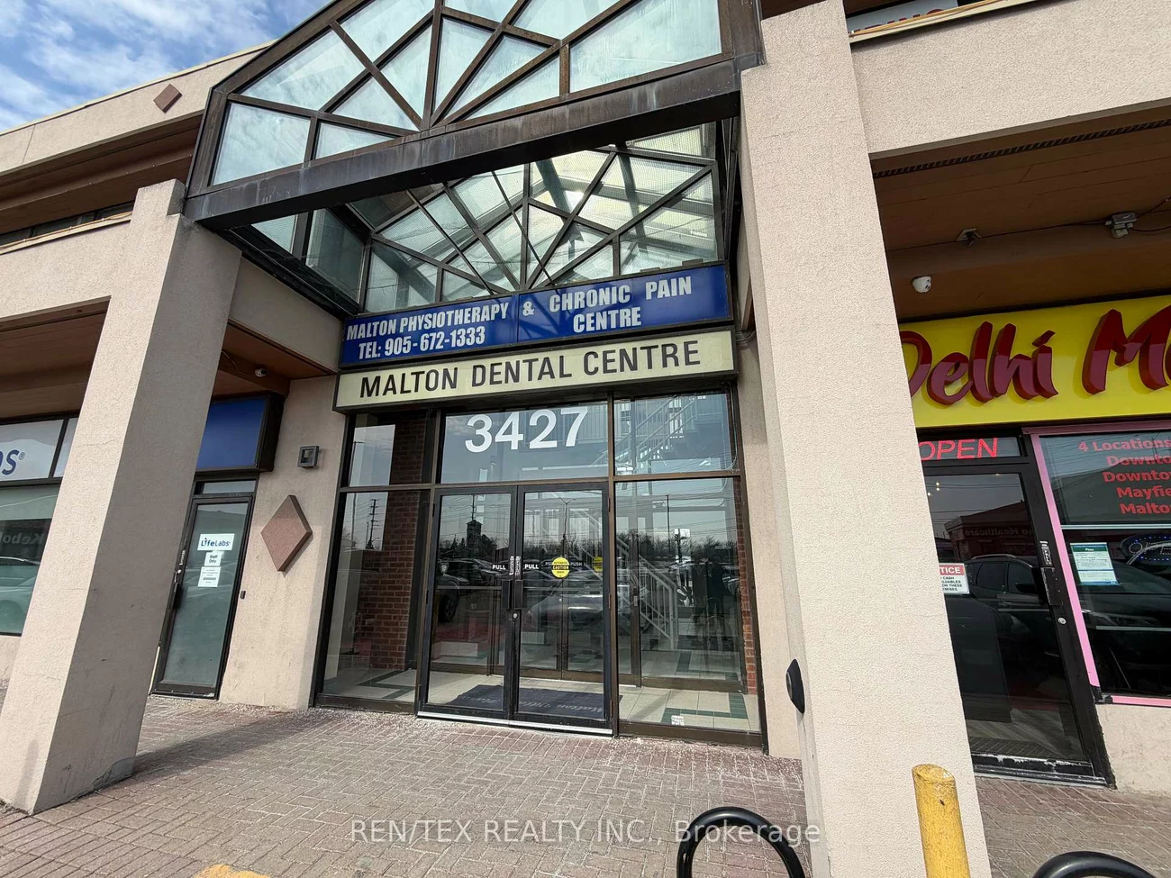 3427, Derry Rd E, Malton, Mississauga