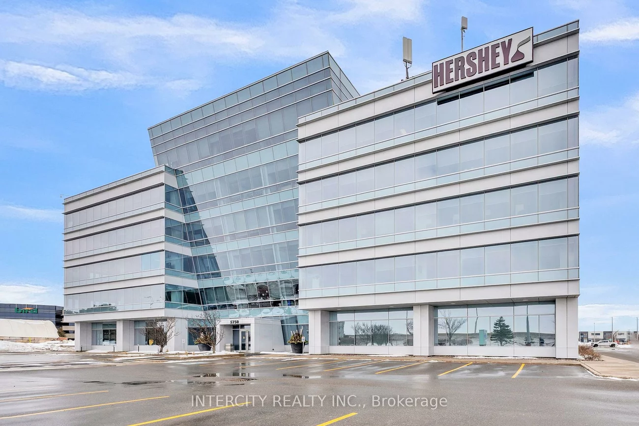 5750, Explorer, Airport Corporate, Mississauga