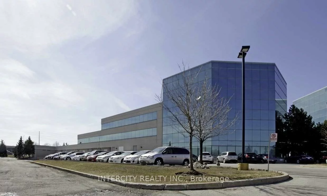 6345, Dixie, Northeast, Mississauga