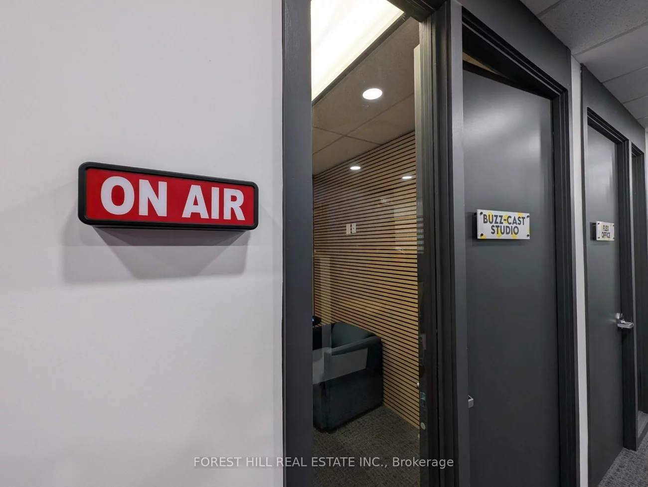 350, Burnhamthorpe, City Centre, Mississauga