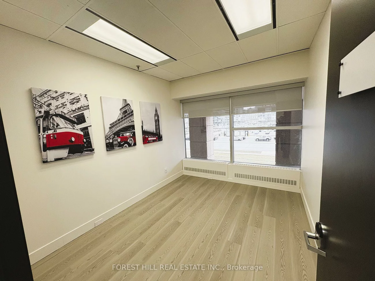 350, Burnhamthorpe, City Centre, Mississauga