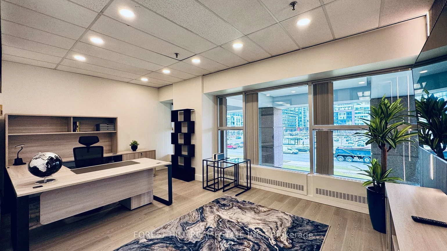 350, Burnhamthorpe, City Centre, Mississauga