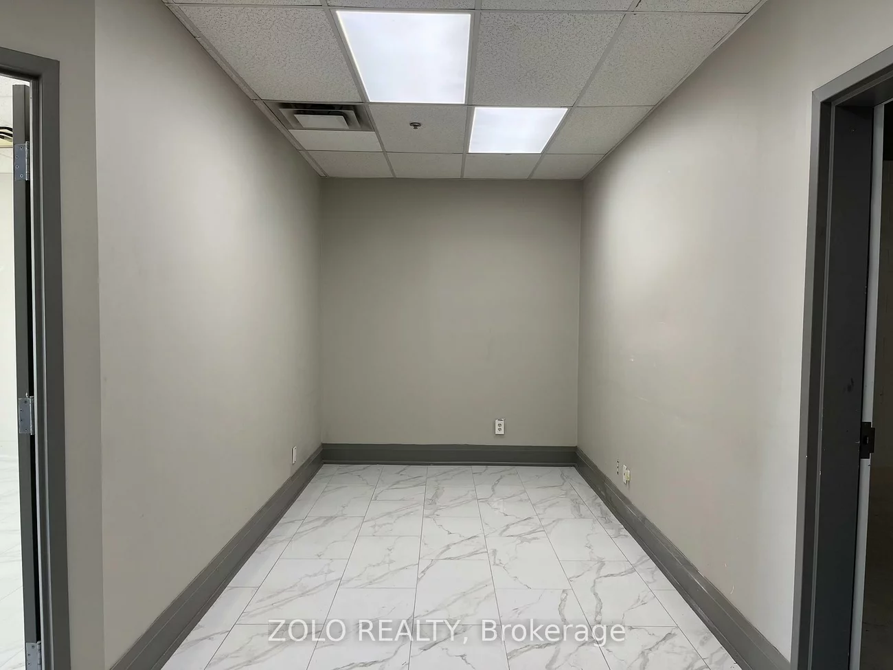 1200, Aerowood, Northeast, Mississauga