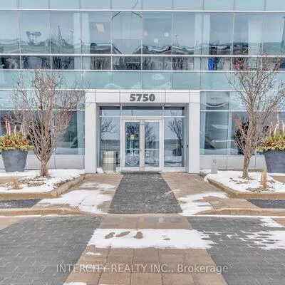 5750, Explorer, Airport Corporate, Mississauga