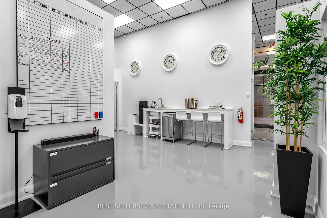 4, Robert Speck, City Centre, Mississauga